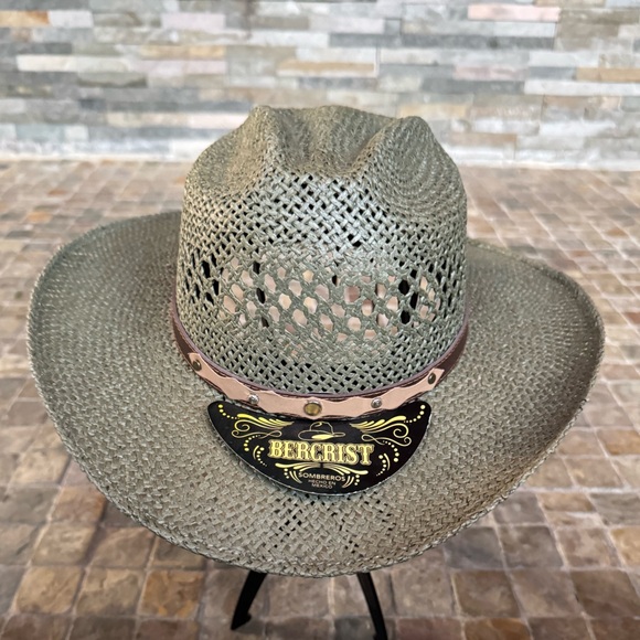 Hat - Picture 4 of 7